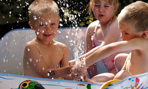 4 pautas para gestionar con éxito la relación de nuestros hijos con sus primos y amiguitos en verano